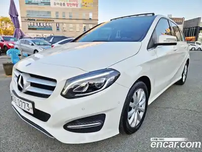 Mercedes-Benz B-Class 2016 2.1 гидро, миниатюра 2