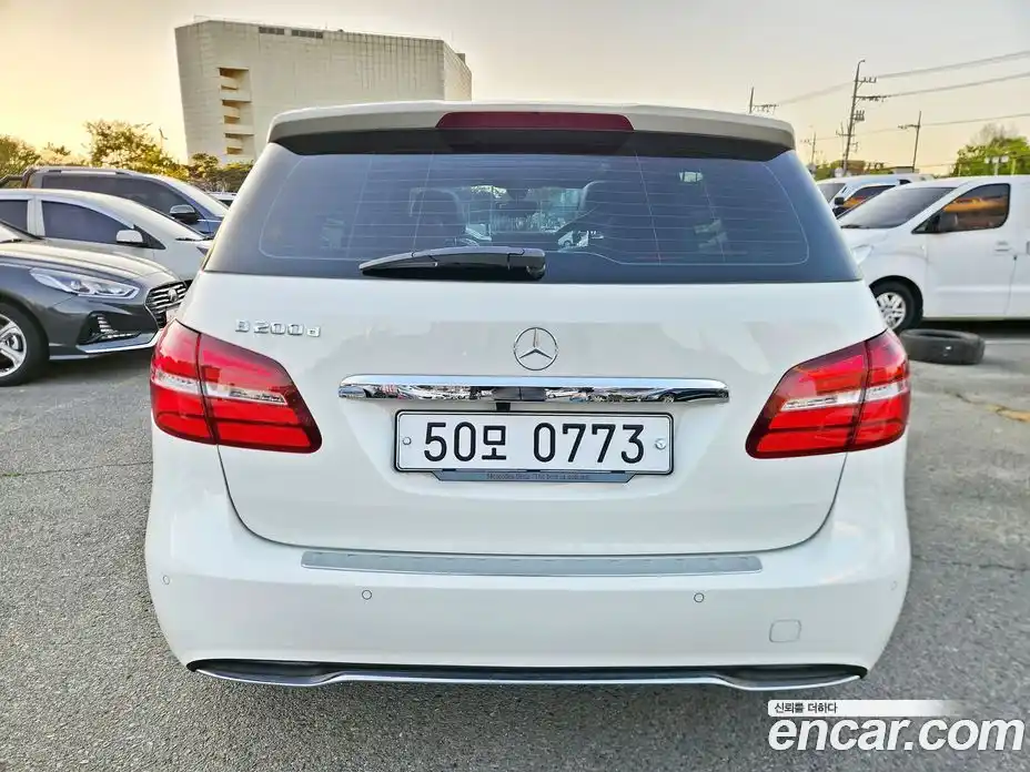 Mercedes-Benz B-Class 2016 2.1 гидро, фото 6