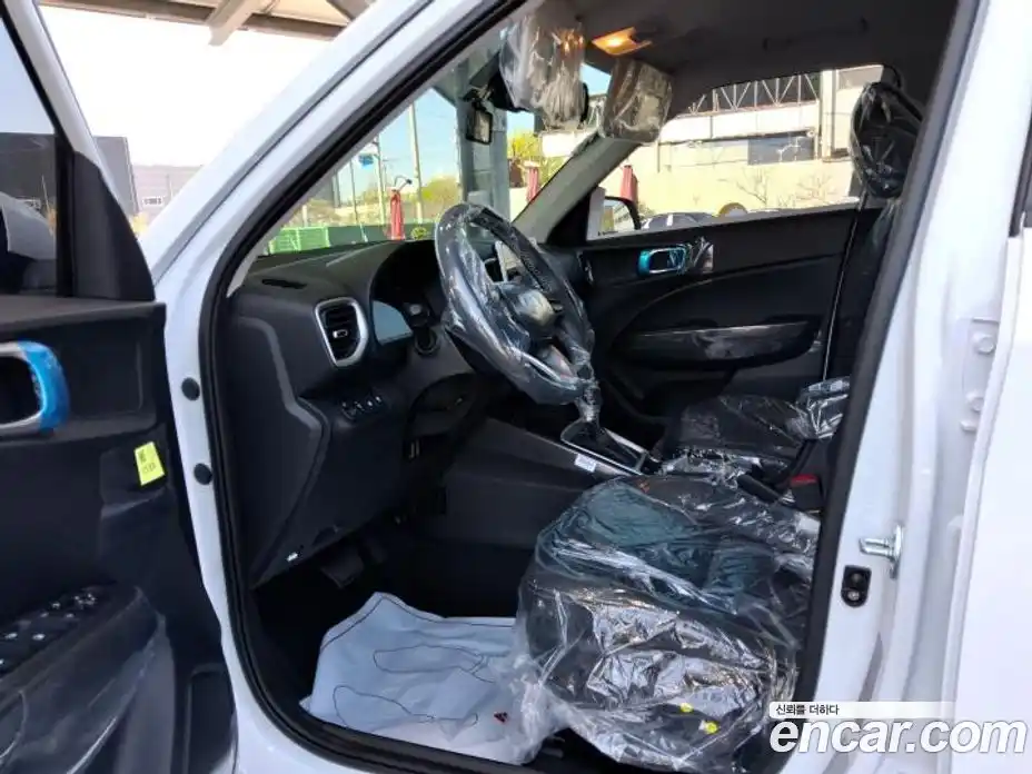 Hyundai Venue 2026 1.6 автомат (гидро), фото 7