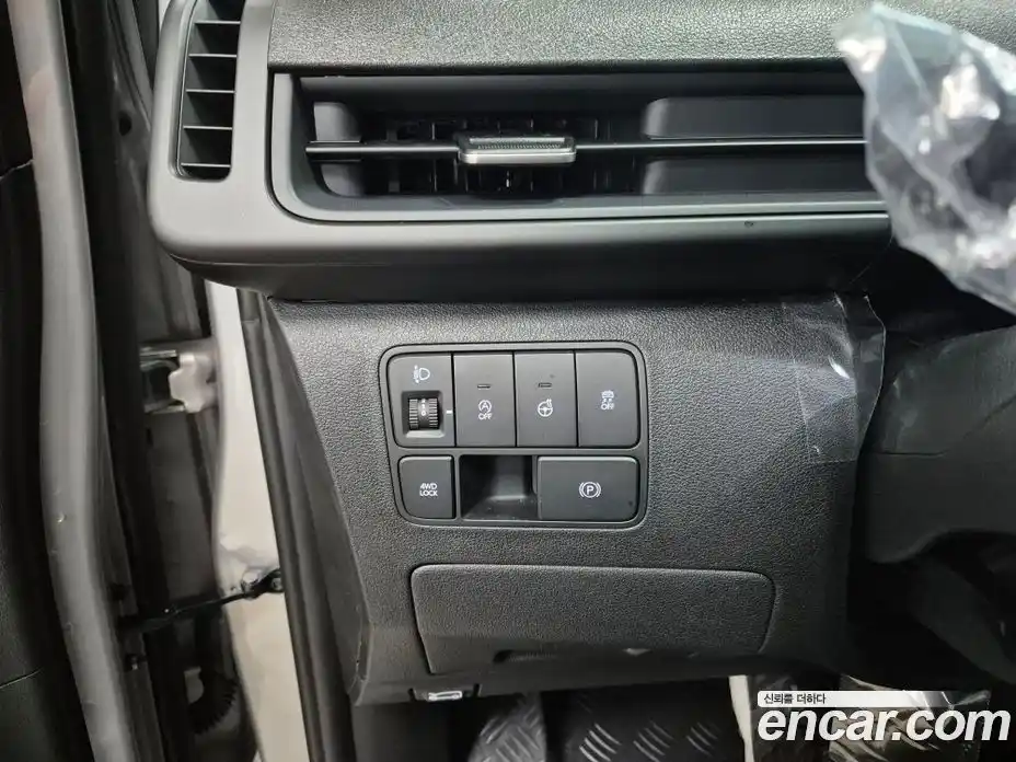 Hyundai Staria 2025 2.2 автомат (гидро), фото 11