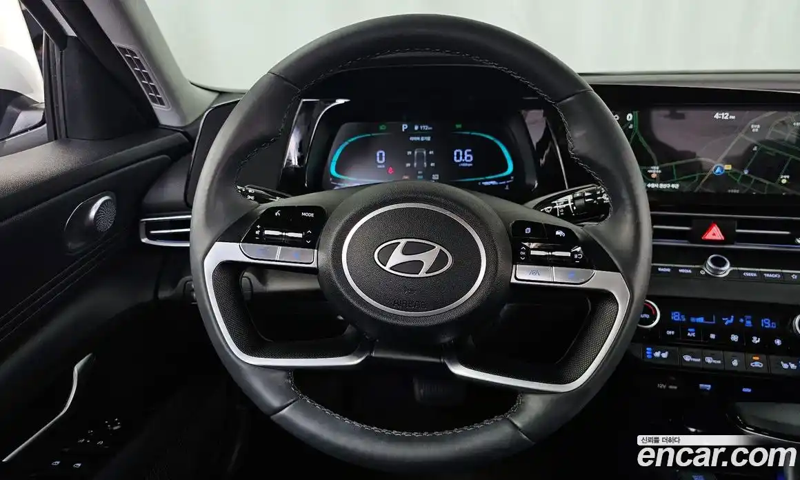 Hyundai Avante 2025 1.6 автомат (гидро), фото 19