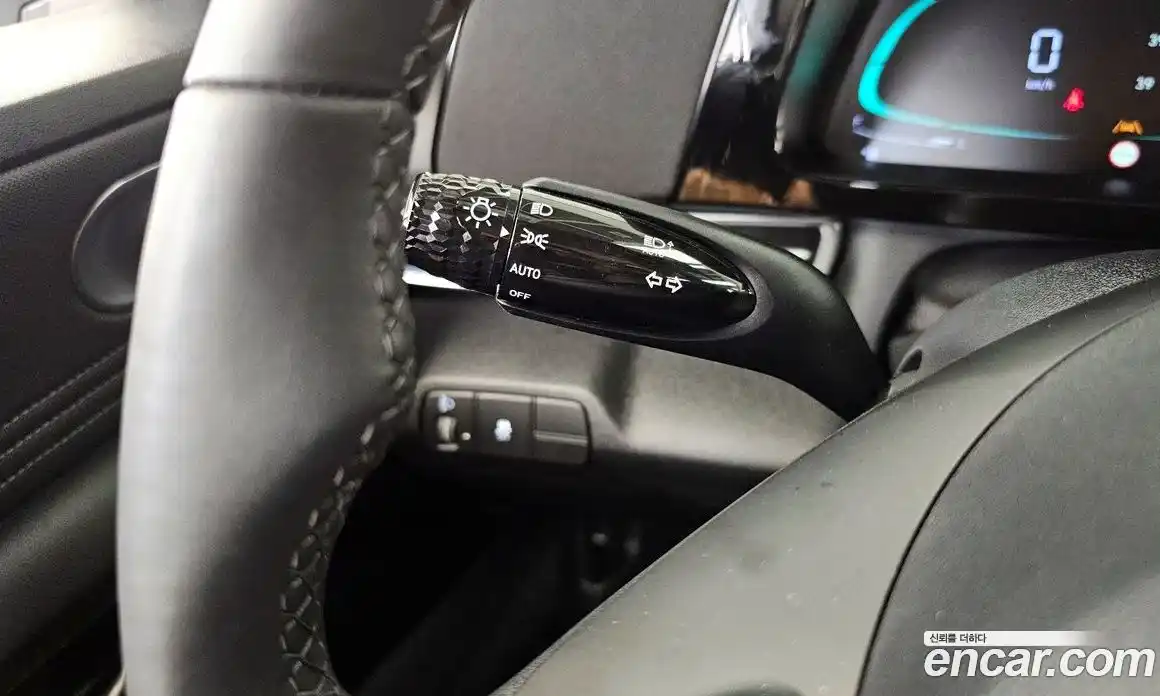 Hyundai Avante 2025 1.6 автомат (гидро), фото 20