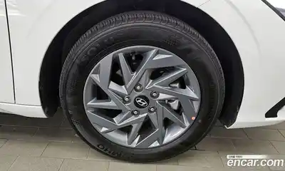 Hyundai Avante 2025 1.6 автомат (гидро), миниатюра 7