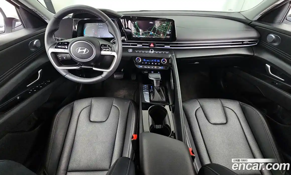 Hyundai Avante 2025 1.6 автомат (гидро), фото 10