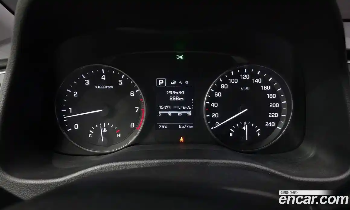 Hyundai Avante 2016 1.6 автомат (гидро), фото 11