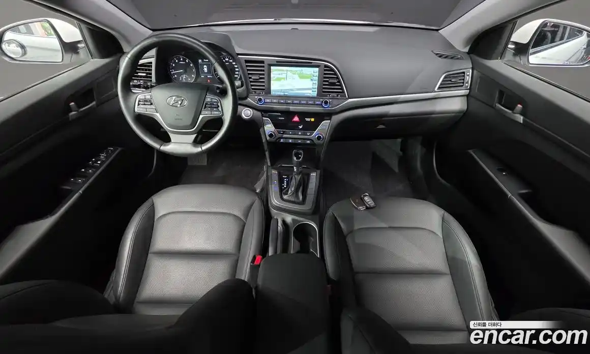 Hyundai Avante 2016 1.6 автомат (гидро), фото 10