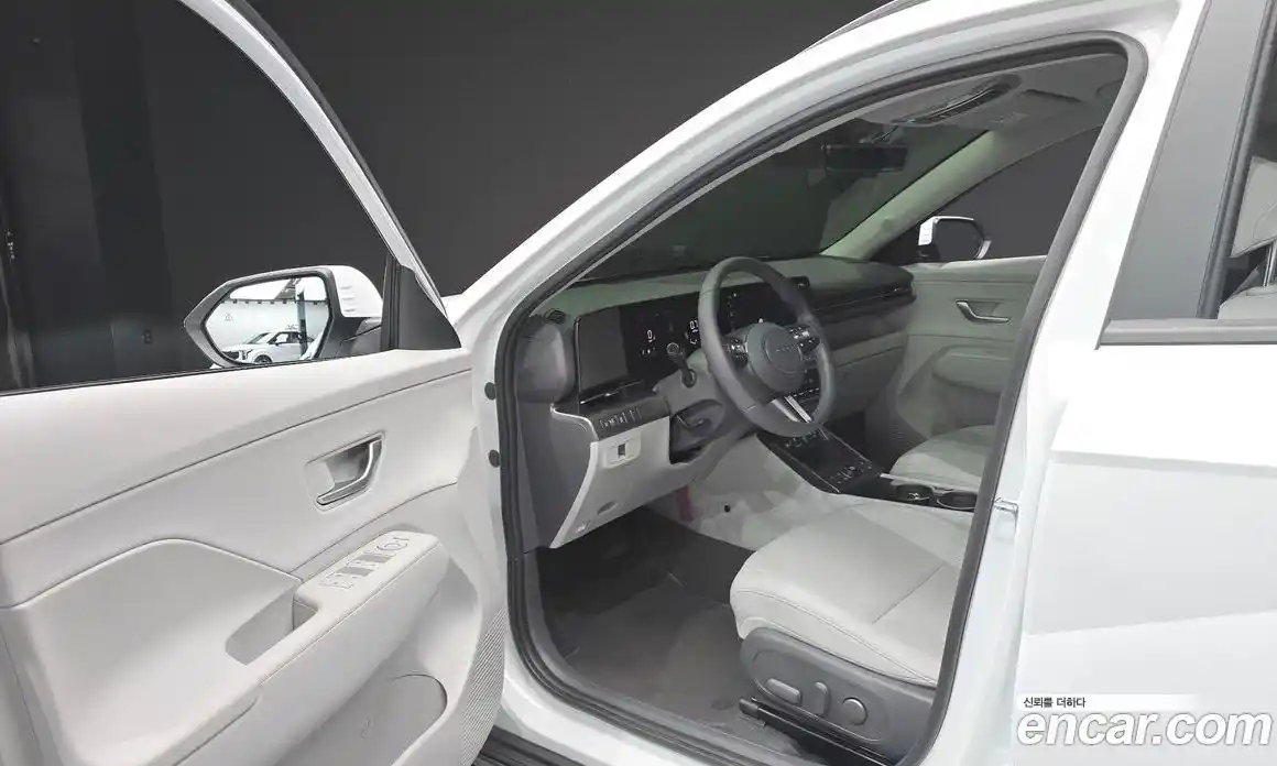 Hyundai Kona 2025 1.6 автомат (гидро), фото 13