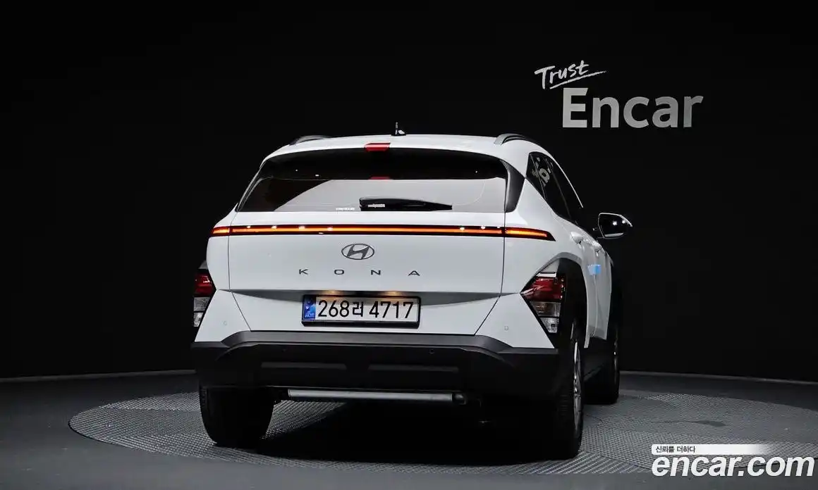 Hyundai Kona 2025 1.6 автомат (гидро), фото 4