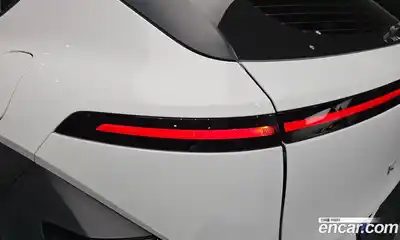 Hyundai Kona 2025 1.6 автомат (гидро), миниатюра 9