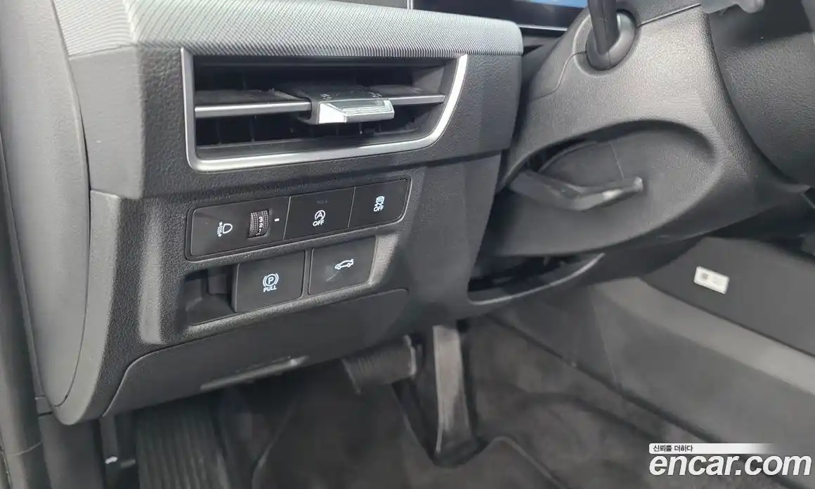 Hyundai Sonata 2024 2.0 автомат (гидро), фото 15