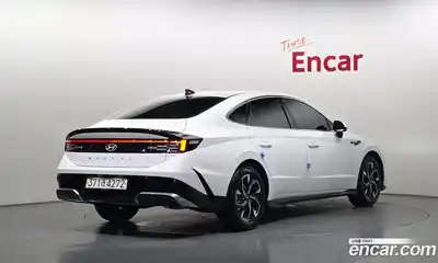 Hyundai Sonata 2024 2.0 автомат (гидро), миниатюра 2