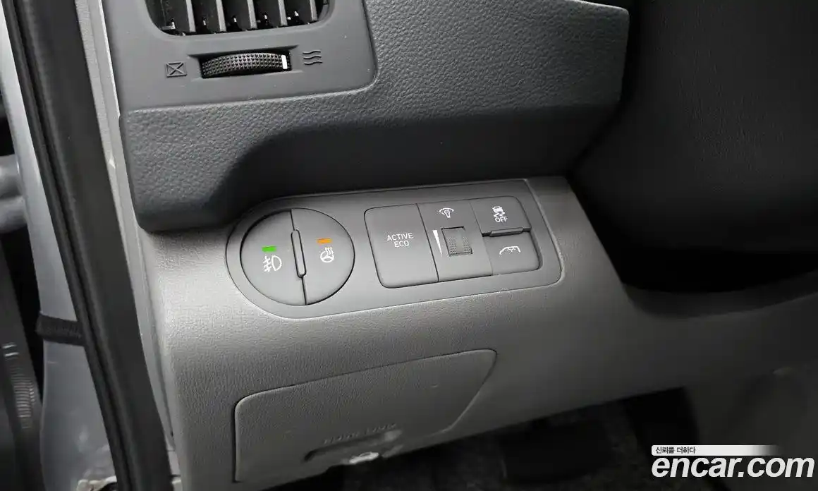 Hyundai Starex 2020 2.5 автомат (гидро), фото 12