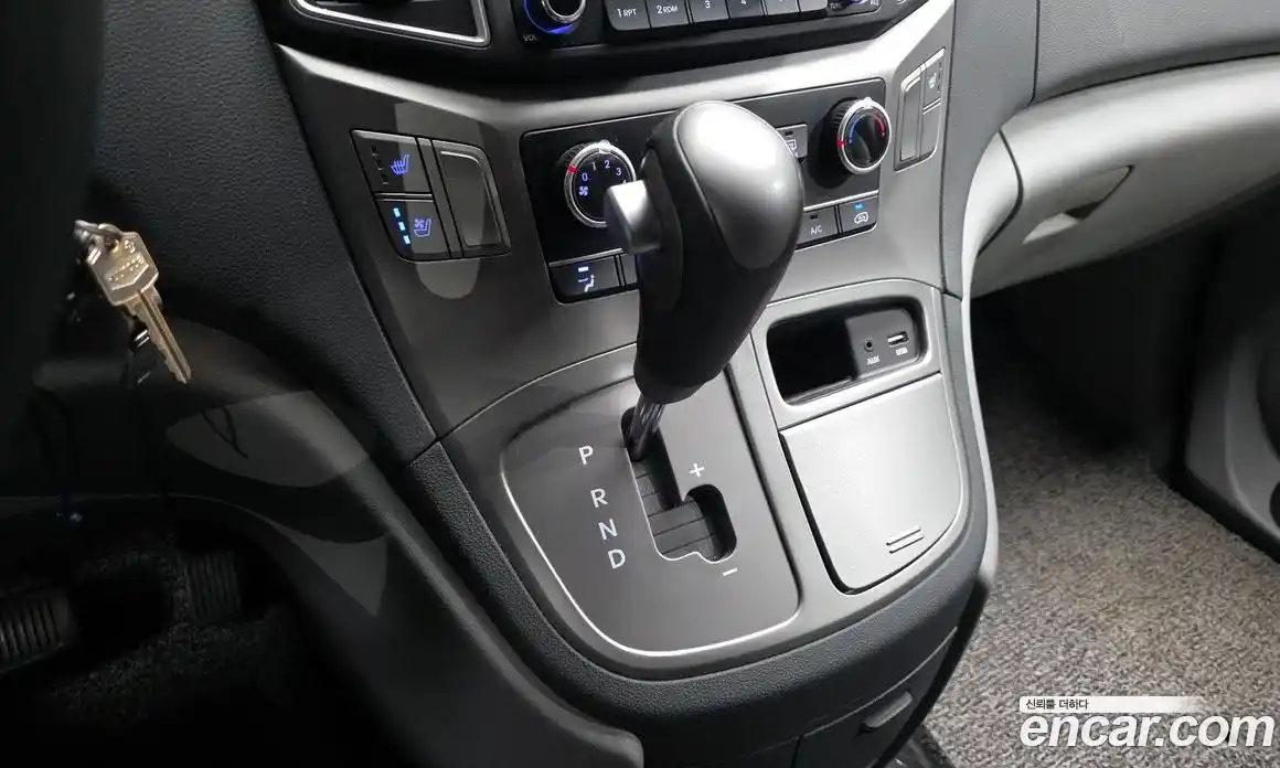 Hyundai Starex 2020 2.5 автомат (гидро), фото 9