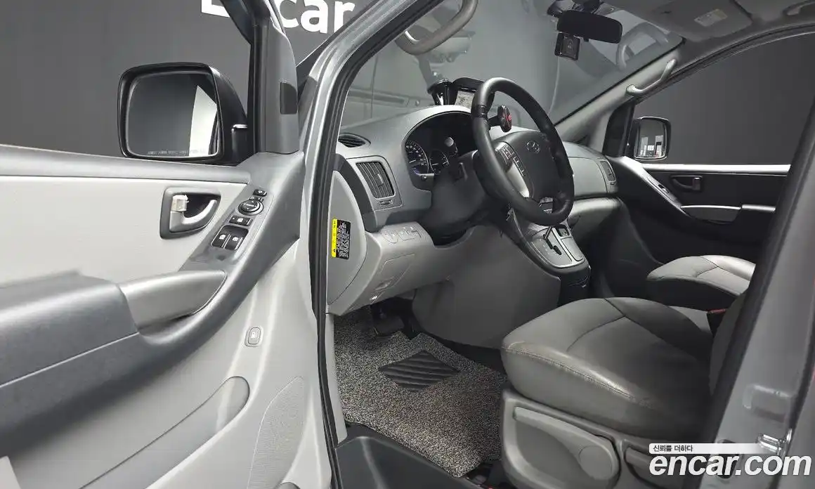 Hyundai Starex 2020 2.5 автомат (гидро), фото 10