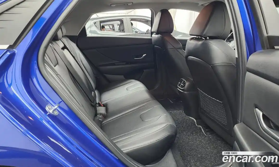 Hyundai Avante 2020 1.6 автомат (гидро), фото 18