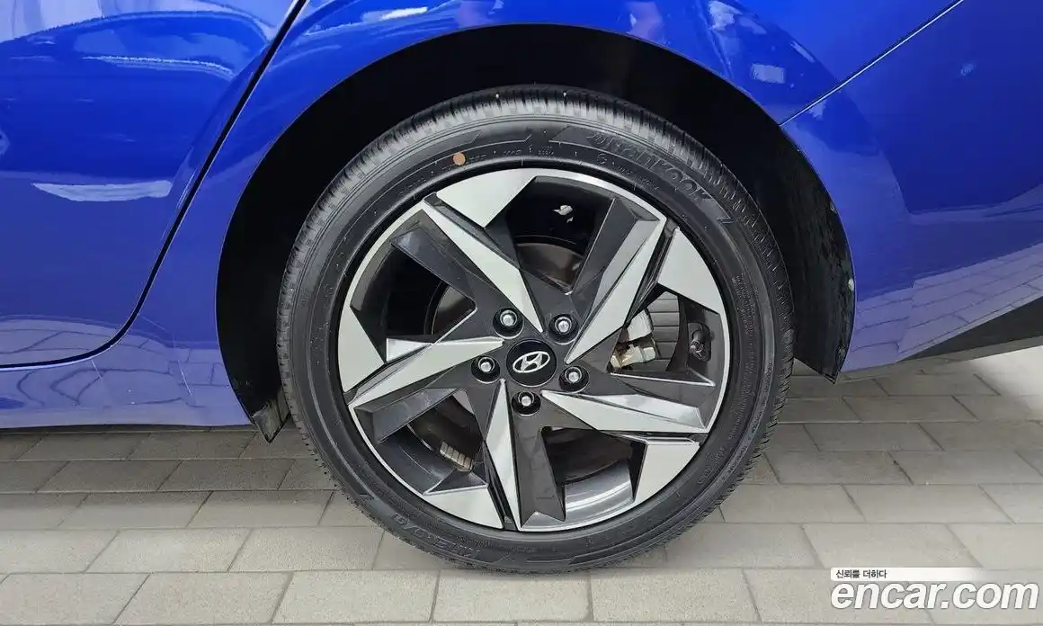 Hyundai Avante 2020 1.6 автомат (гидро), фото 7
