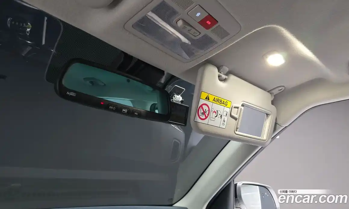 Hyundai Venue 2023 1.6 автомат (гидро), фото 25