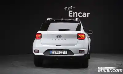 Hyundai Venue 2023 1.6 автомат (гидро), миниатюра 3