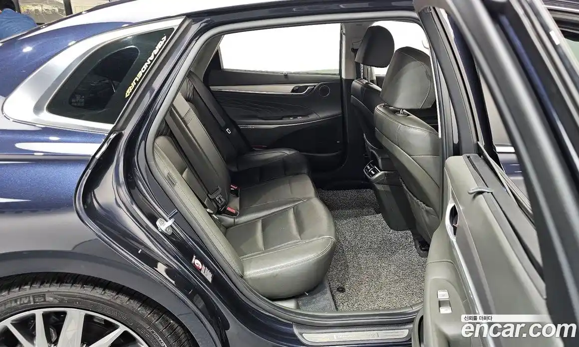 Hyundai Grandeur 2020 3.3 автомат (гидро), фото 17