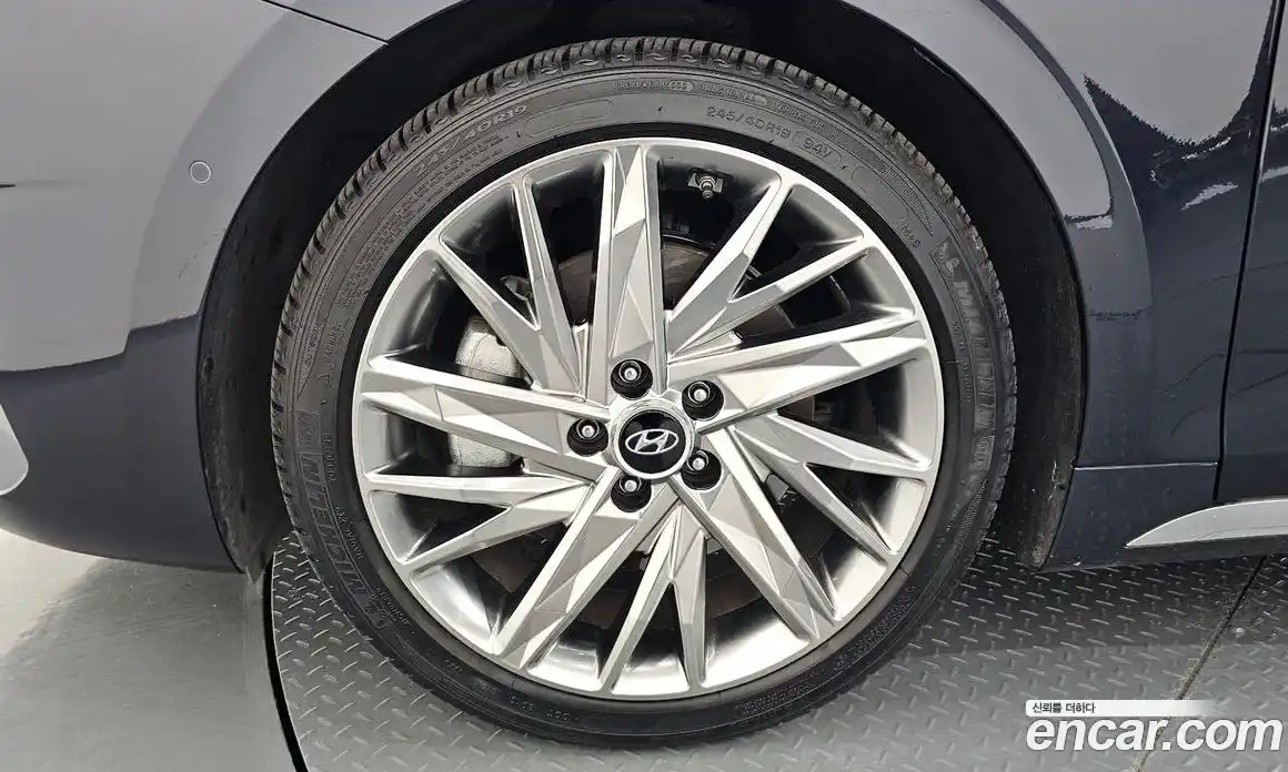 Hyundai Grandeur 2020 3.3 автомат (гидро), фото 5