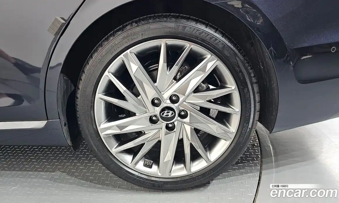Hyundai Grandeur 2020 3.3 автомат (гидро), фото 7