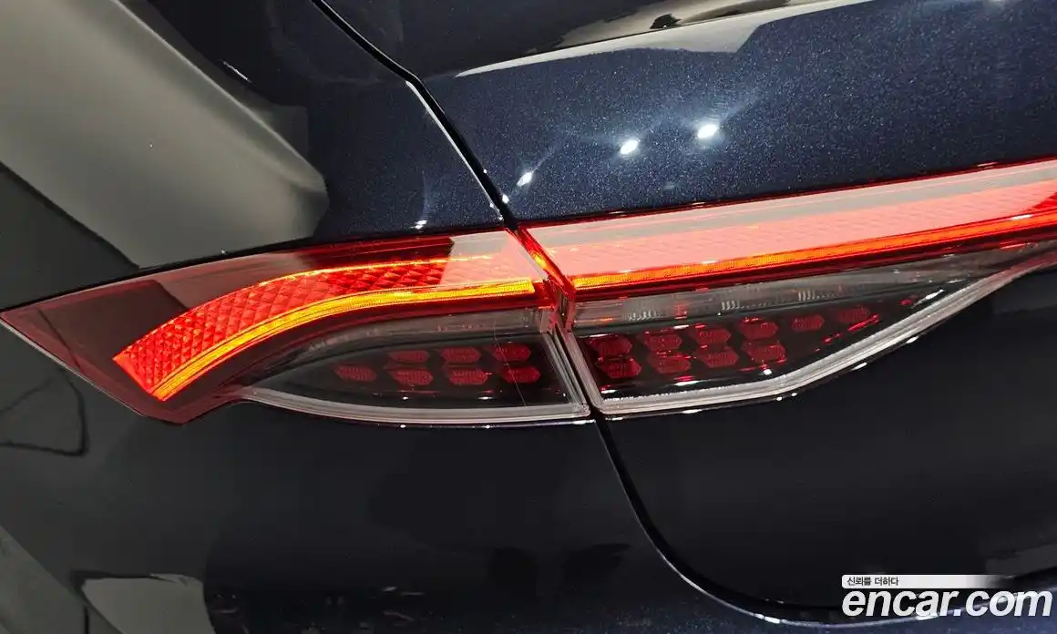 Hyundai Grandeur 2020 3.3 автомат (гидро), фото 9