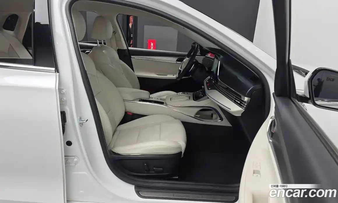 Hyundai Grandeur 2022 2.5 автомат (гидро), фото 11
