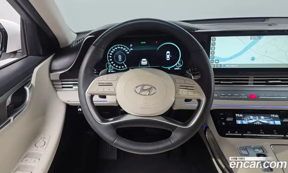 Hyundai Grandeur 2022 2.5 автомат (гидро), фото 13