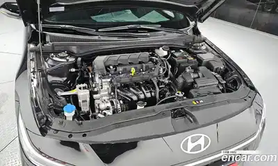 Hyundai Avante 2025 1.6 автомат (гидро), миниатюра 6