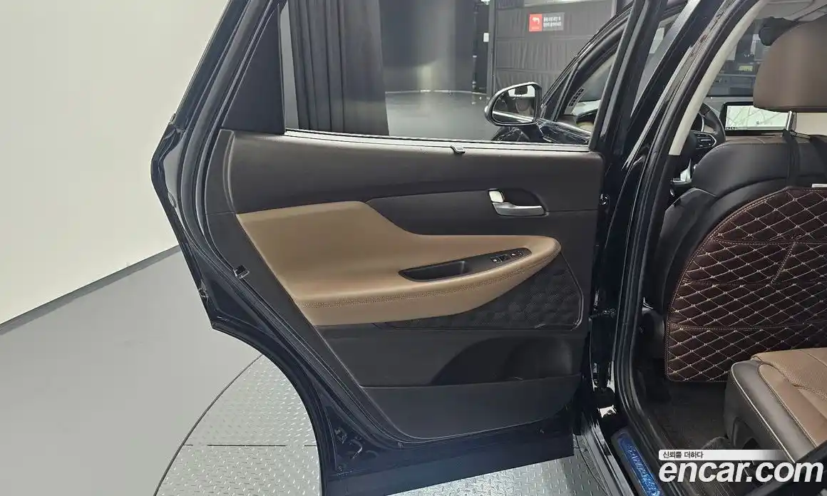 Hyundai Santa Fe 2022 2.5 автомат (гидро), фото 14