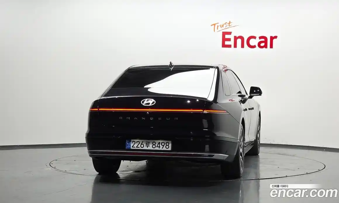 Hyundai Grandeur 2024 1.6 автомат (гидро), фото 4