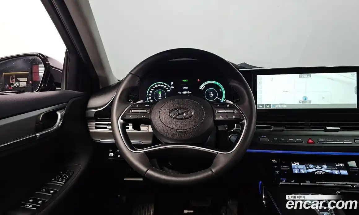 Hyundai Grandeur 2022 2.4 автомат (гидро), фото 18