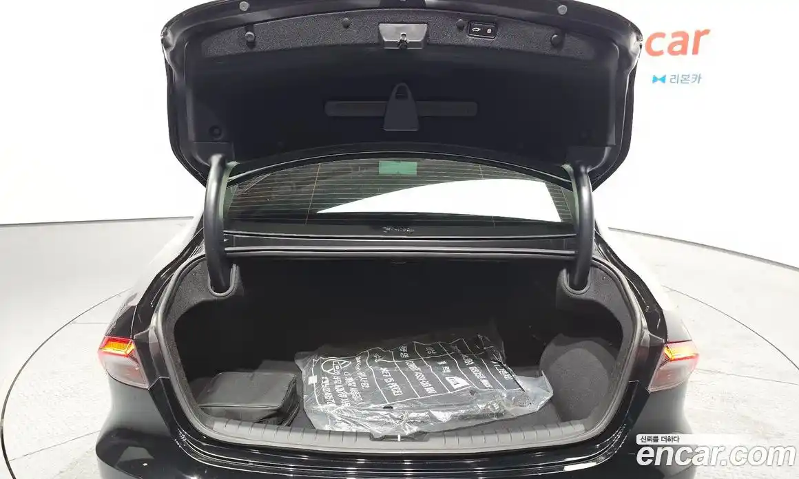 Hyundai Grandeur 2022 2.4 автомат (гидро), фото 26