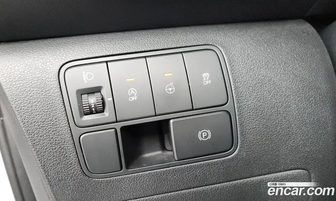 Hyundai Staria 2023 2.2 автомат (гидро), фото 29
