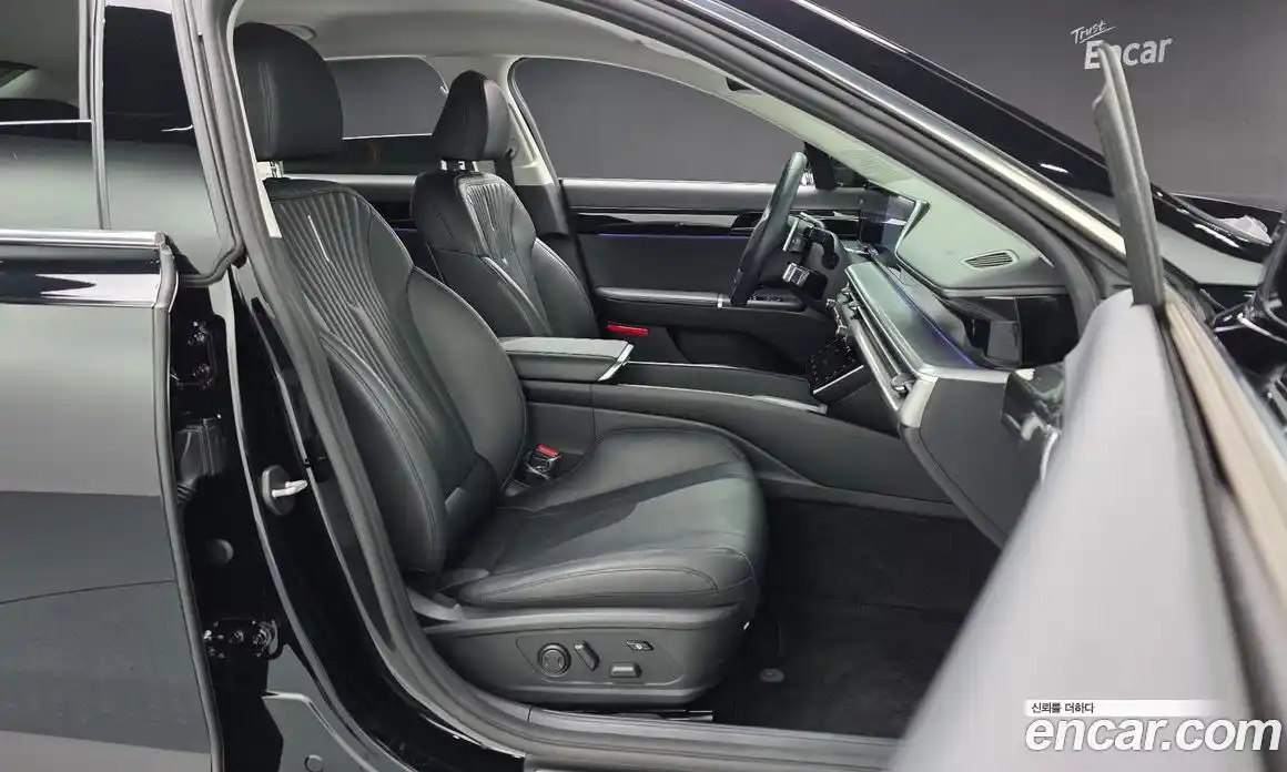 Hyundai Grandeur 2023 2.5 автомат (гидро), фото 16