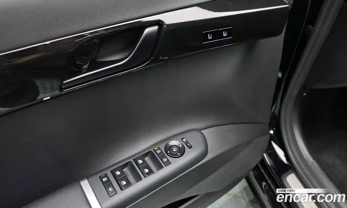 Hyundai Grandeur 2023 2.5 автомат (гидро), фото 30