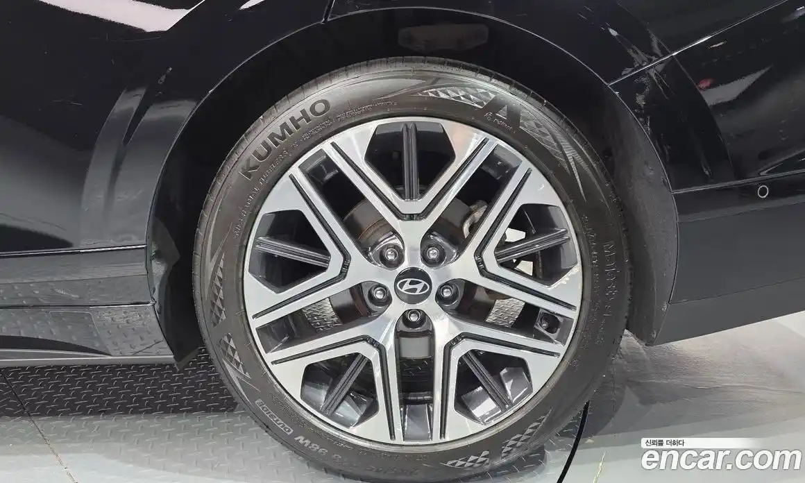 Hyundai Grandeur 2023 2.5 автомат (гидро), фото 7