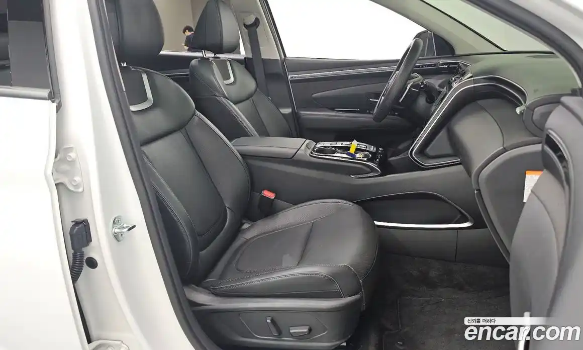 Hyundai Tucson 2022 1.6 автомат (гидро), фото 11