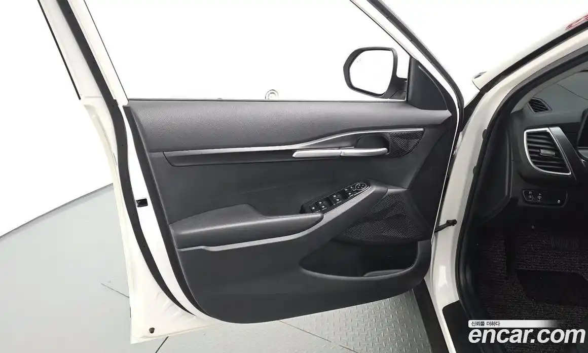 Kia Seltos 2022 1.6 автомат (гидро), фото 14