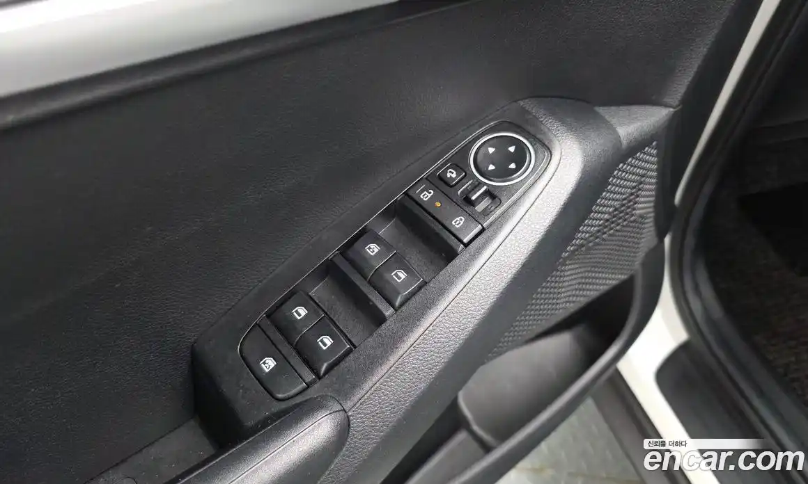 Kia Seltos 2022 1.6 автомат (гидро), фото 28