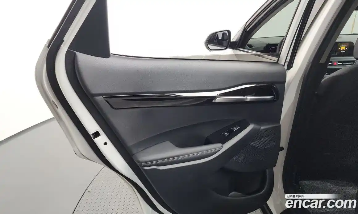 Kia Seltos 2024 1.6 автомат (гидро), фото 15