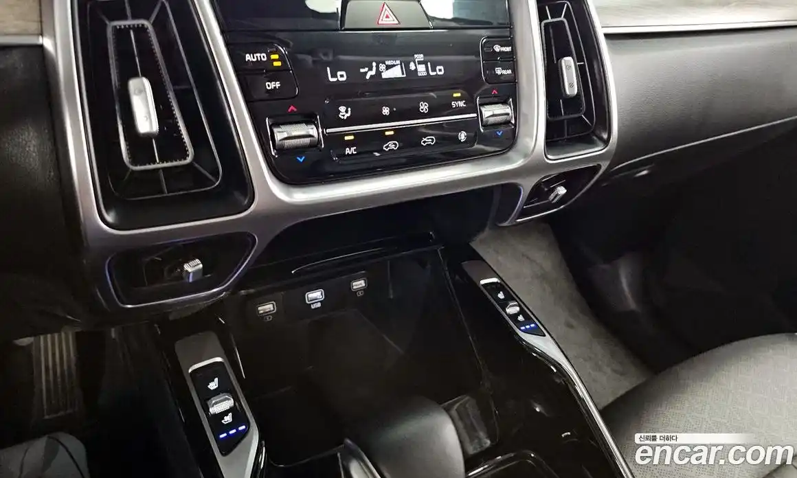 Kia Sorento 2022 2.2 автомат (гидро), фото 29