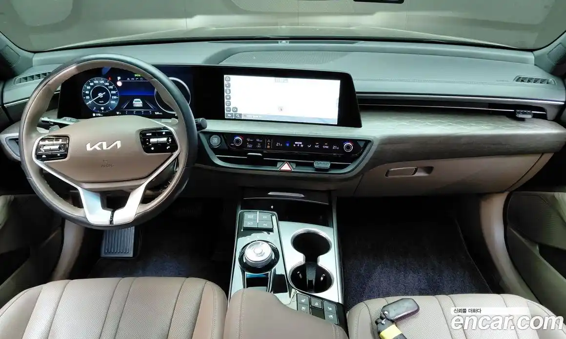 Kia K8 2024 2.5 автомат (гидро), фото 10