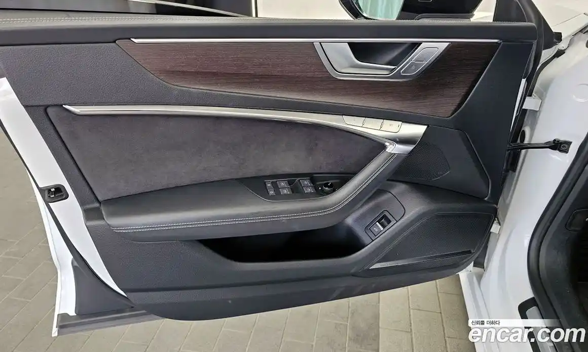 Audi A7 2023 3.0 автомат (гидро), фото 14