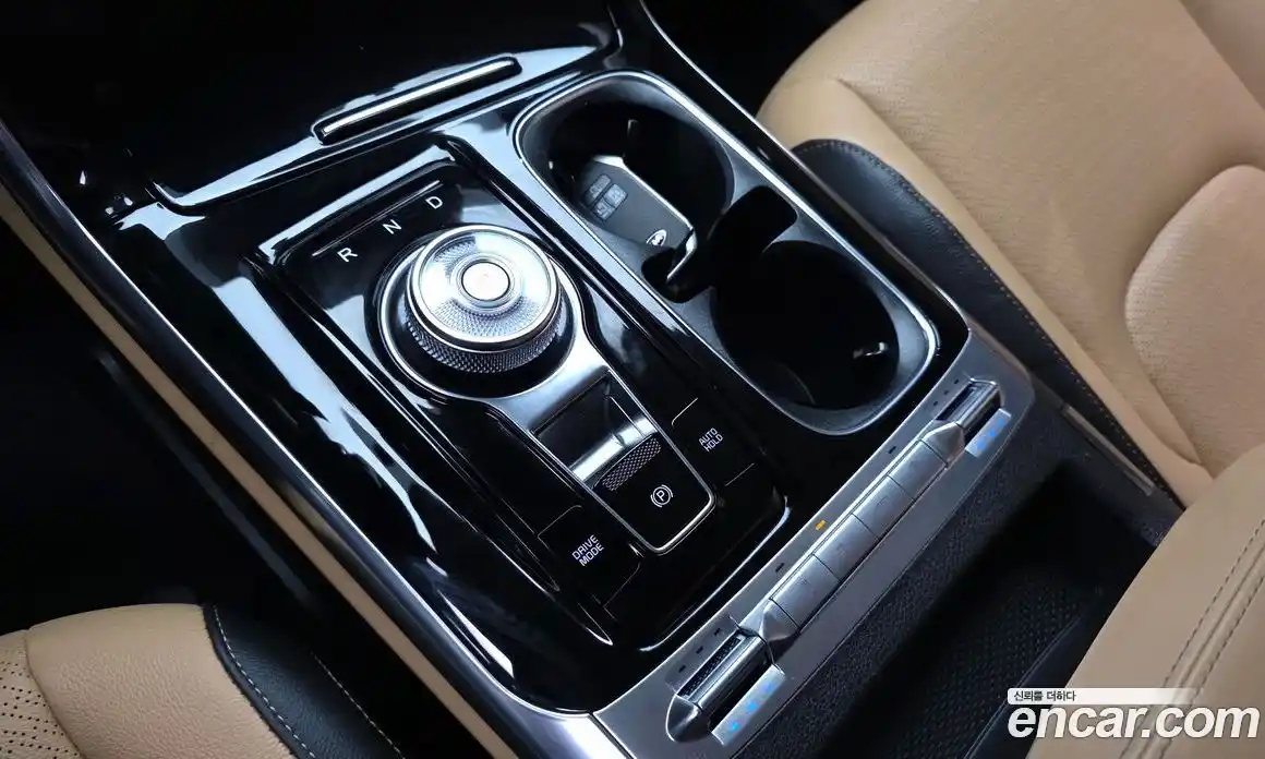 Kia Carnival 2020 2.2 автомат (гидро), фото 12
