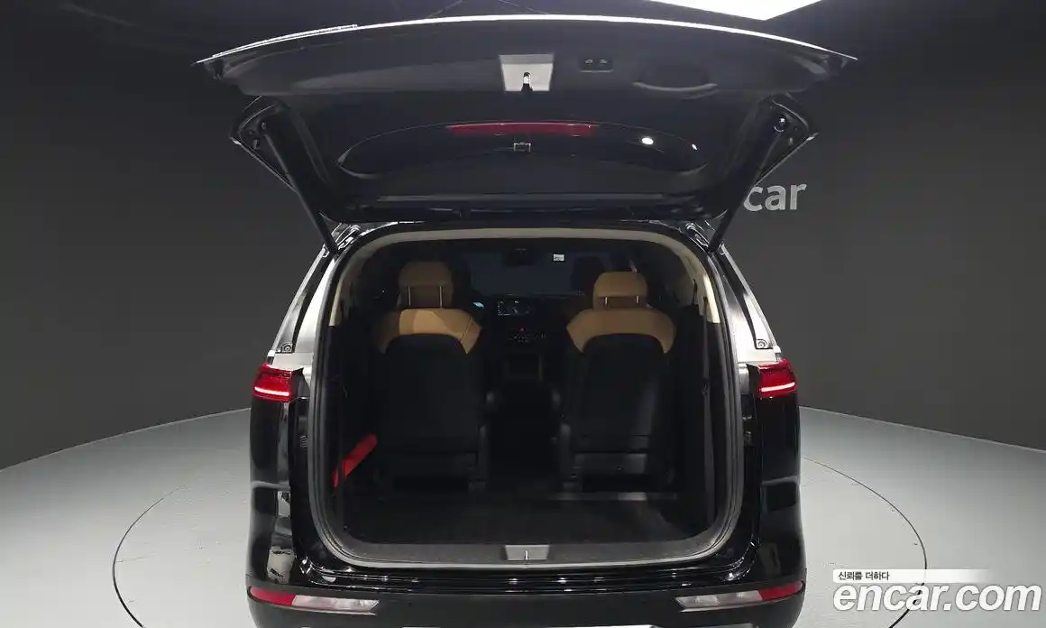 Kia Carnival 2020 2.2 автомат (гидро), фото 26