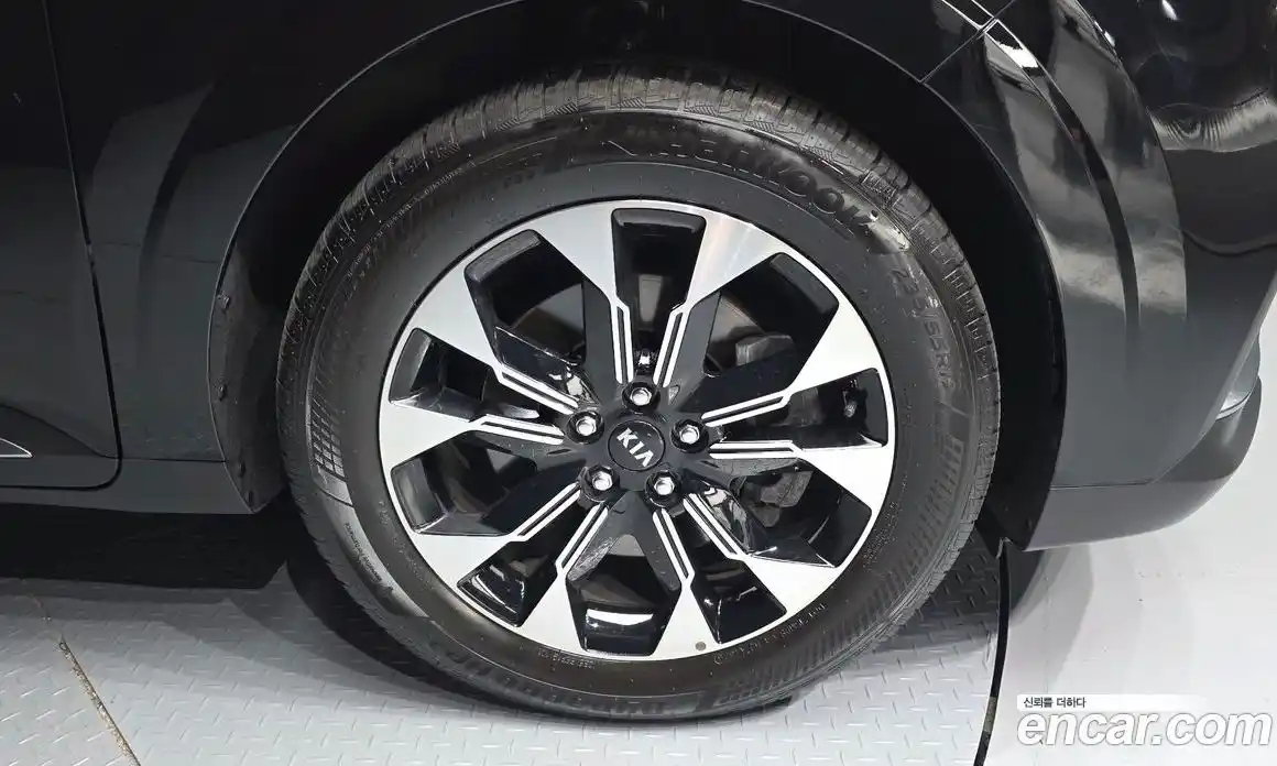 Kia Carnival 2020 2.2 автомат (гидро), фото 5