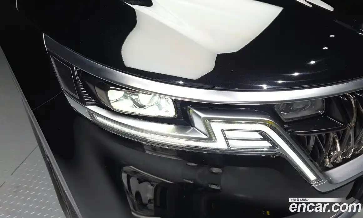 Kia Carnival 2020 2.2 автомат (гидро), фото 8