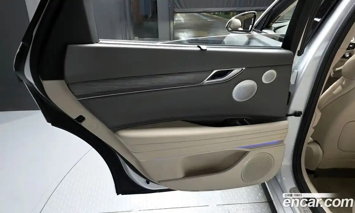 Genesis G80 2024 2.5 автомат (гидро), фото 15