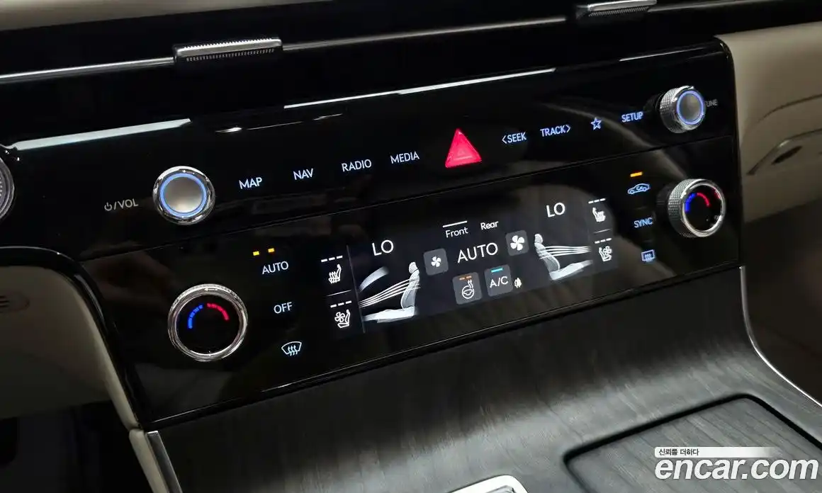 Genesis G80 2024 2.5 автомат (гидро), фото 32